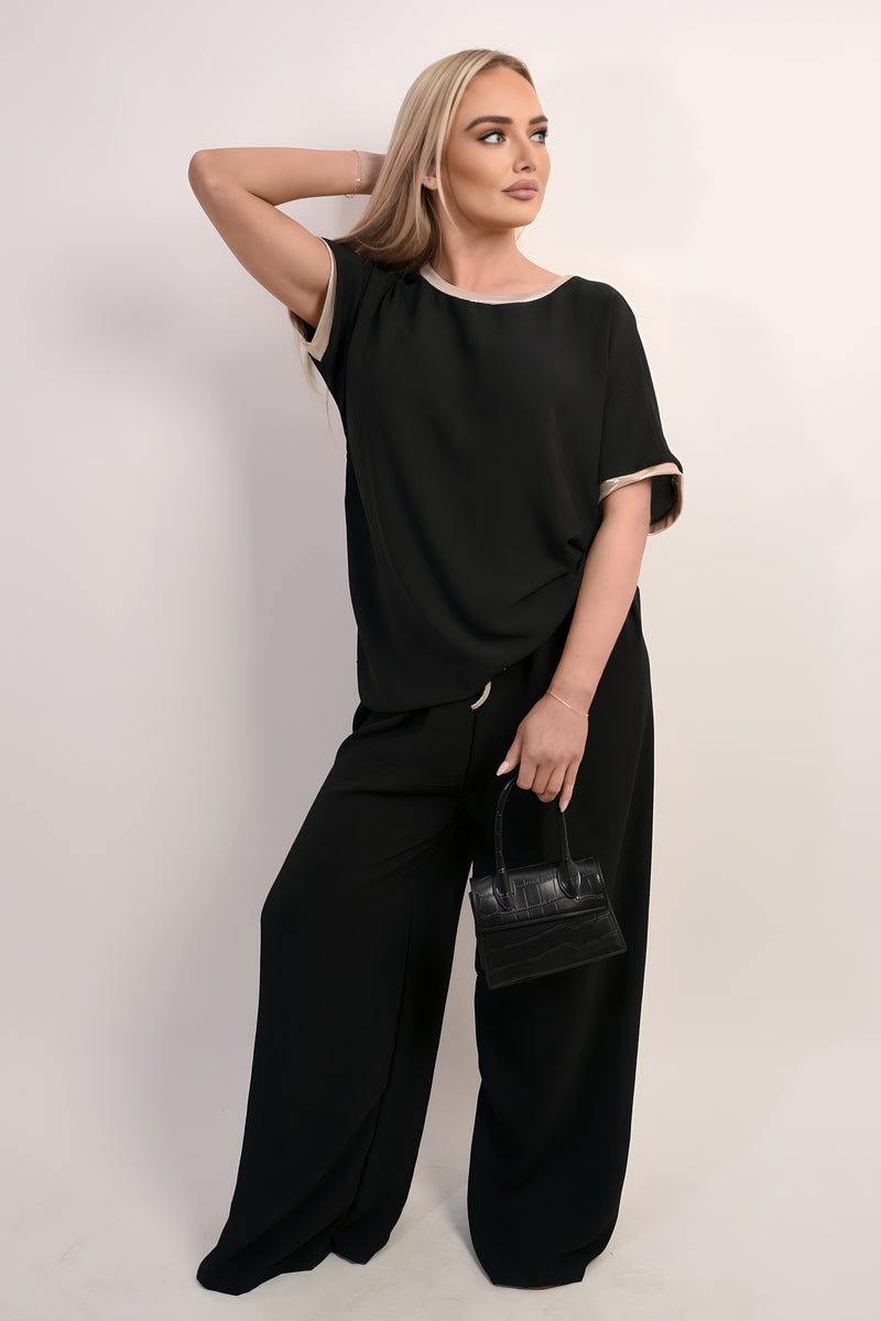 Shiny Trim Short-Sleeved Top