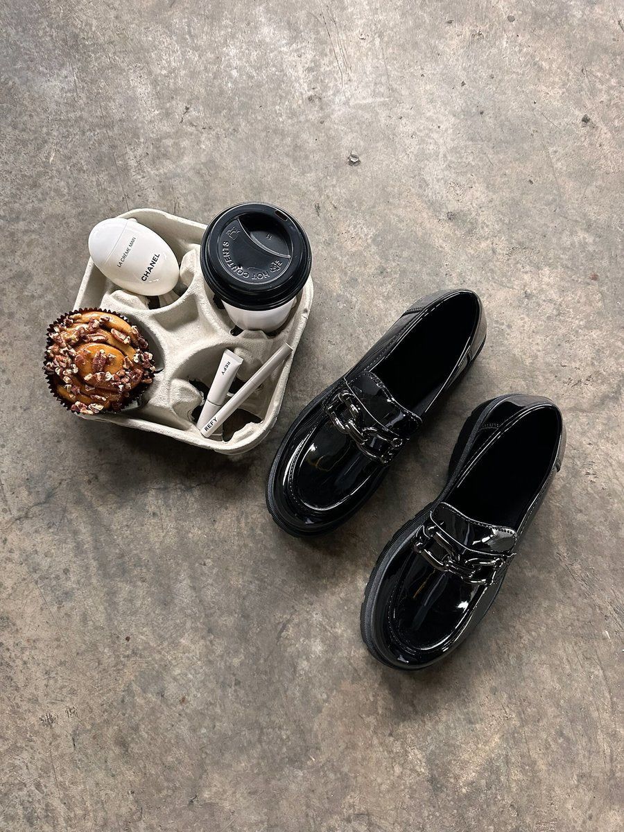 Chain Detail Casual Slip On Shoes