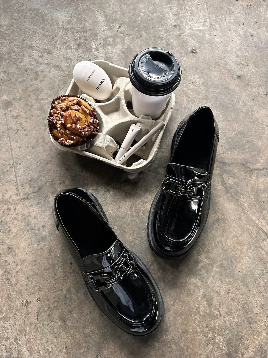 Chain Detail Casual Slip On Shoes