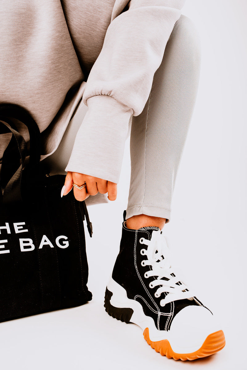 Chunky Platform Round Toe Lace Up Trainers