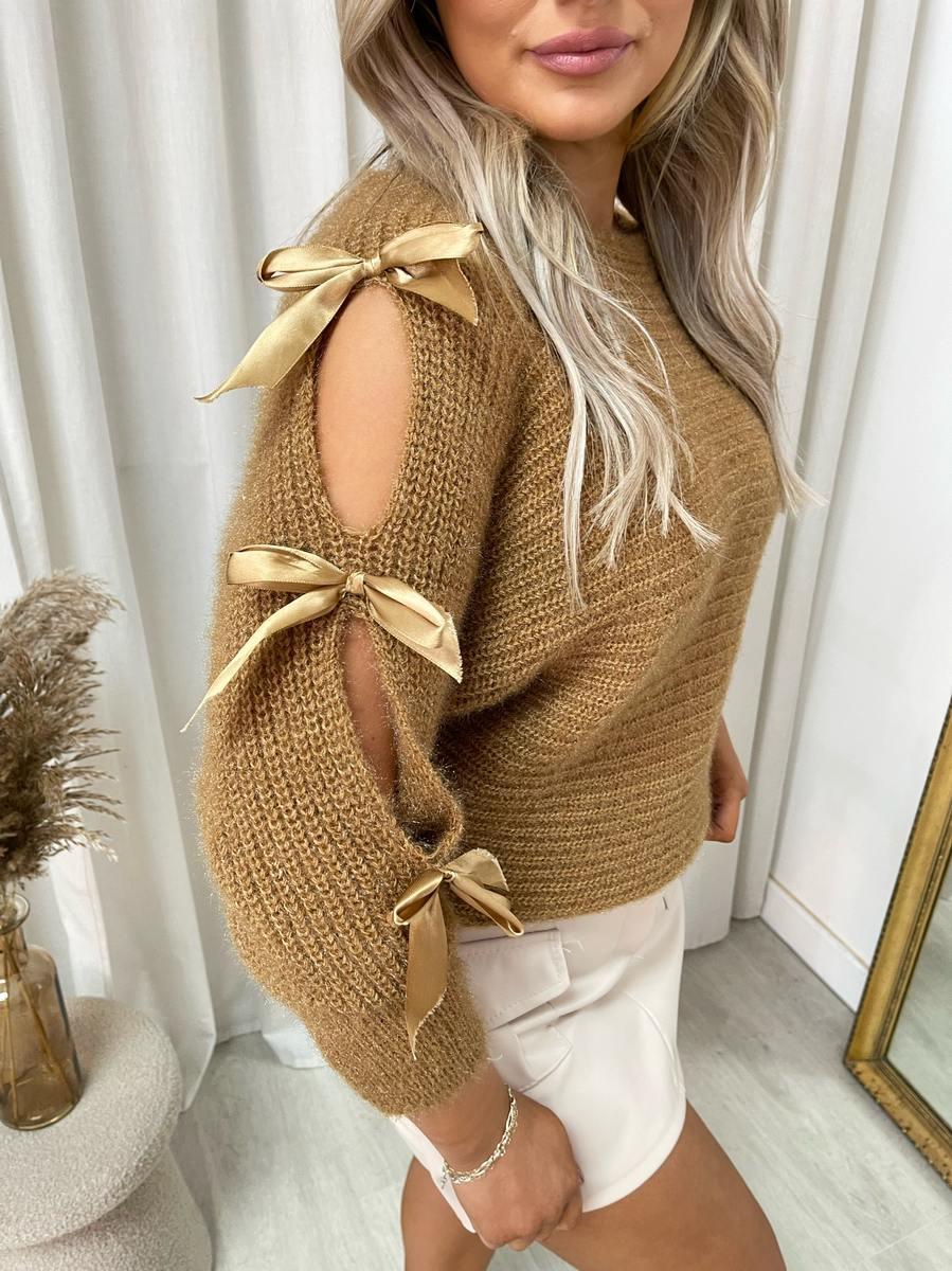 Ladies Tops & Jumpers