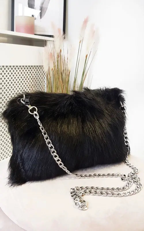 Faux Fur Shoulder Bag - Black / 1SZE - Handbag