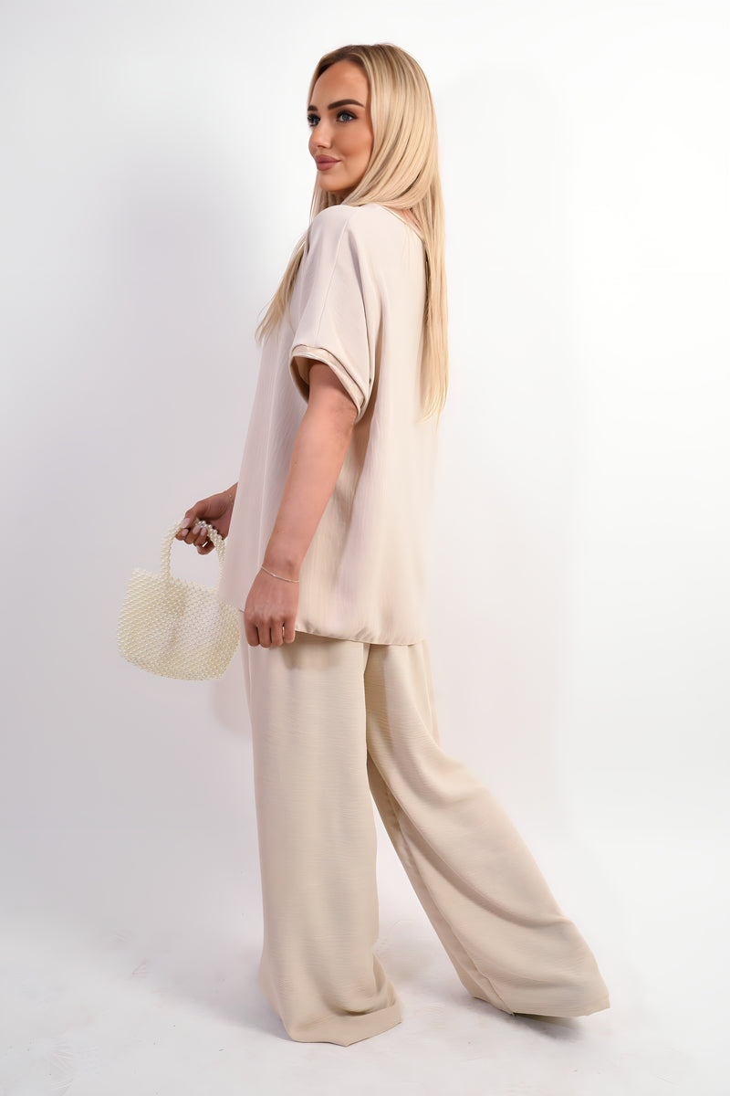 Shiny Trim Short-Sleeved Top