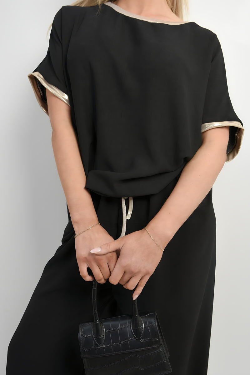 Shiny Trim Short-Sleeved Top