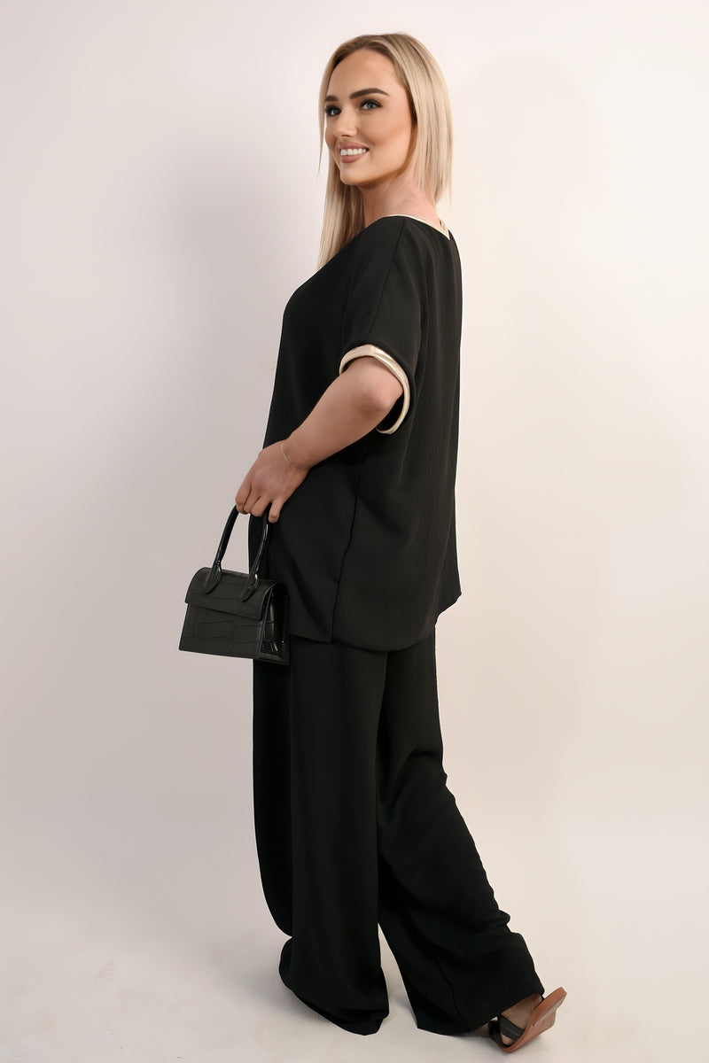 Shiny Trim Short-Sleeved Top
