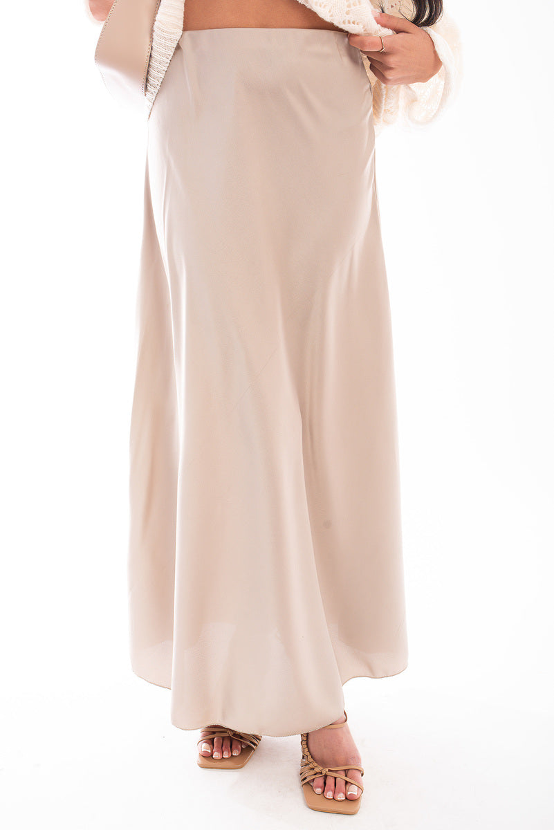 Lightweight High Waisted Maxi Skirt