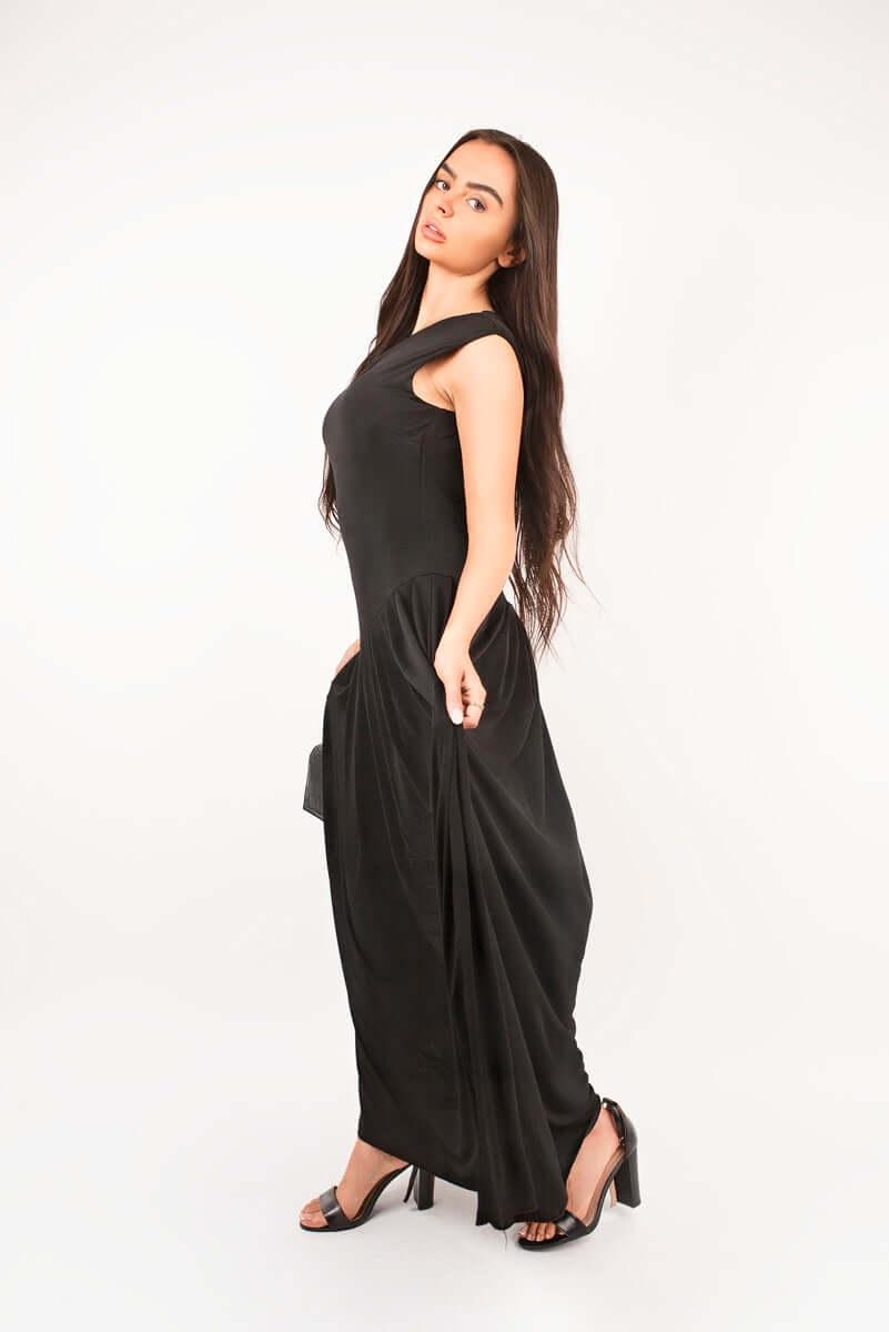 Short Sleeve Pleated Relaxed Maxi Dress by Moda