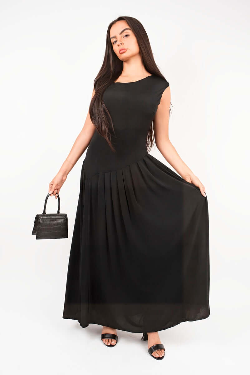 Short Sleeve Pleated Relaxed Maxi Dress by Moda